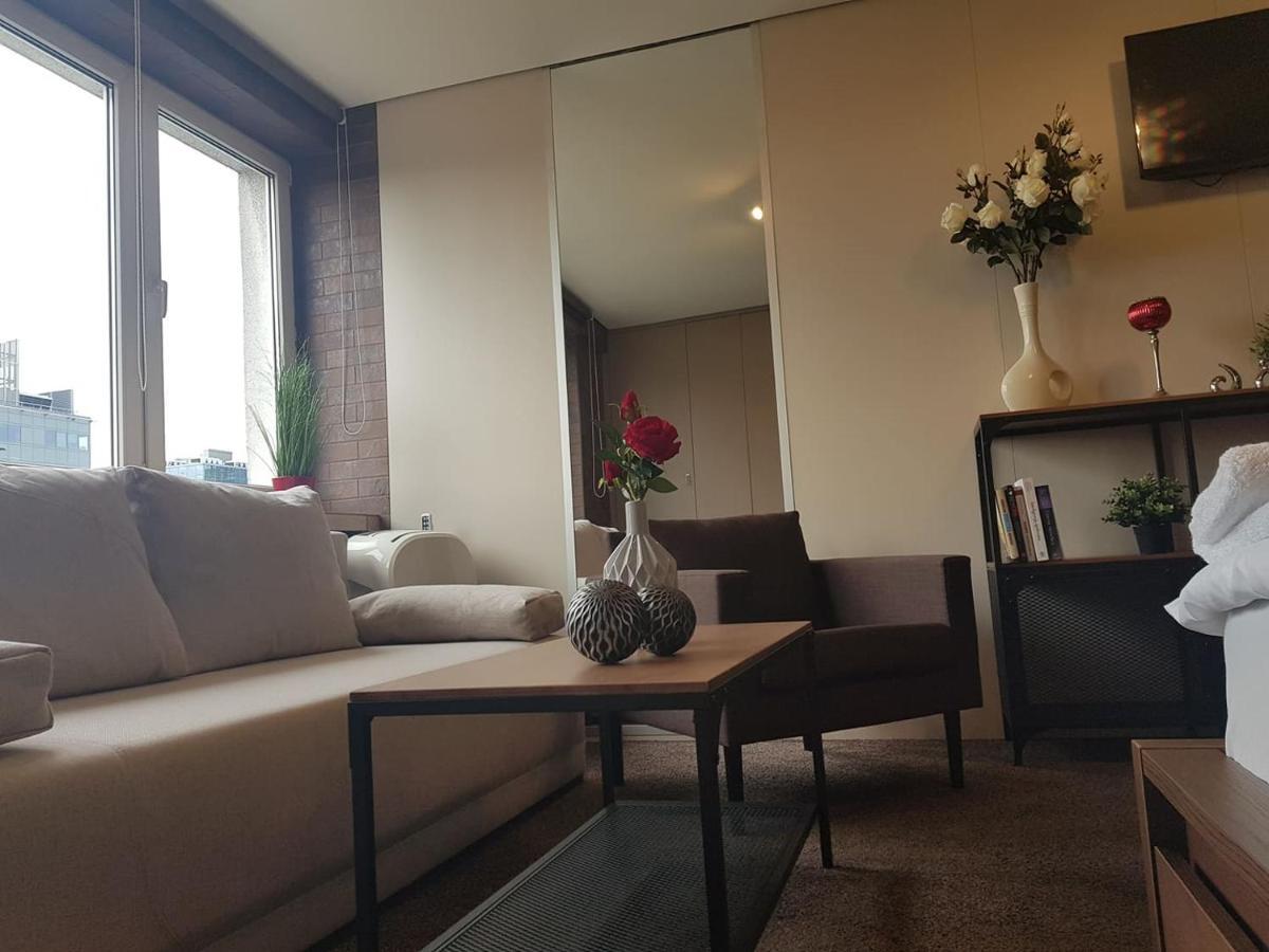 Alma Apartments Rondo Onz Варшава Екстер'єр фото