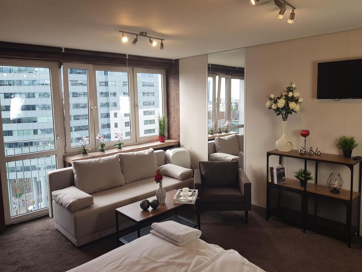 Alma Apartments Rondo Onz Варшава Екстер'єр фото